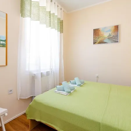 Apartment Fuer 4 Personen Ca 45 Qm In Crikvenica, Kvarner Bucht Und Umgebung *